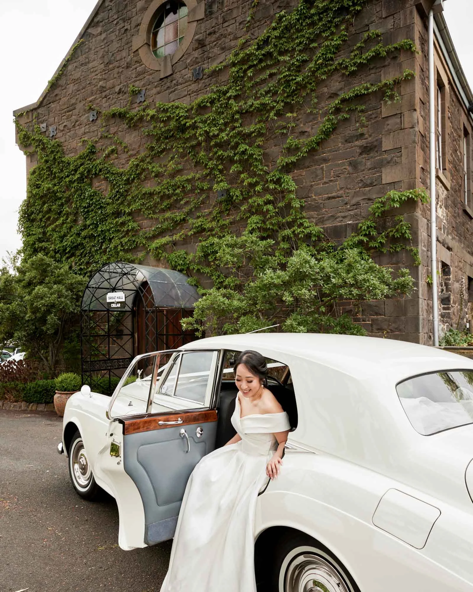 Goona Warra Estate - Weddings and Engagements -015 Goona Warra Estate - Weddings and Engagements, Winery, Wedding Venue in Sunbury